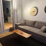 Appartement Nooqa - Living Collection - Parkplatz, Smart Tv, Kueche, Voll Ausgestattet *