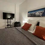 Nooqa - Living Collection - Parkplatz, Smart Tv, Kueche, Voll Ausgestattet Duisburg