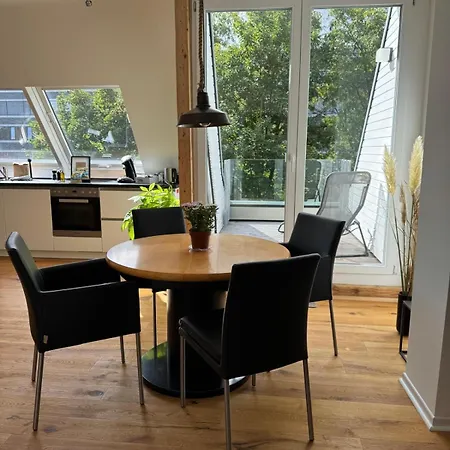 Appartement Nooqa - Living Collection - Parkplatz, Smart Tv, Kueche, Voll Ausgestattet Duisbourg